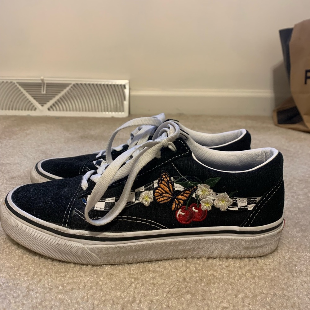 Women’s Custom Vans
